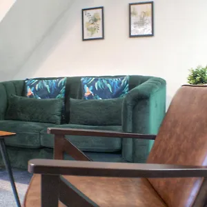  Holiday home Townhouse With Private Parking United Kingdom
